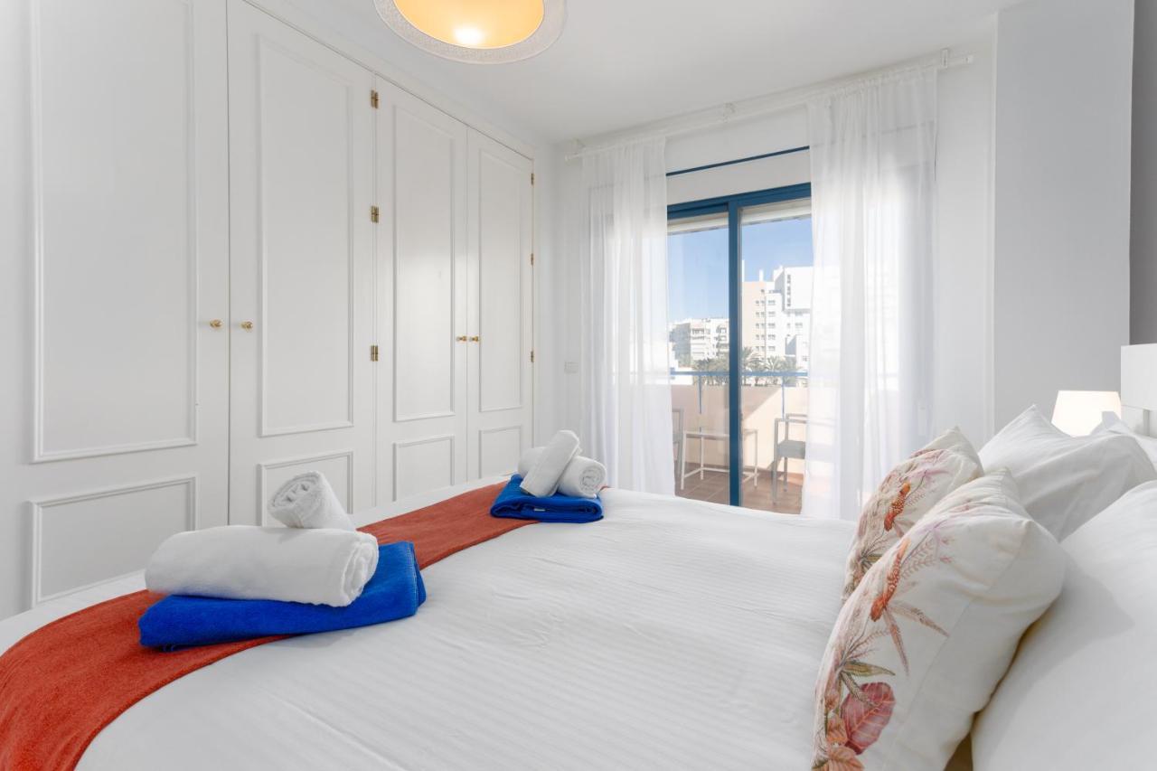 Mtr - Temporary Rent 3bedrooms Old Town Apartemen