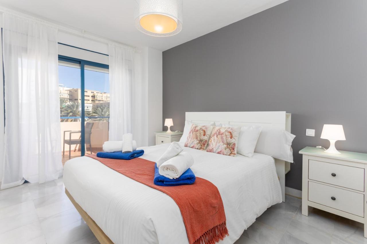 Mtr - Temporary Rent 3bedrooms Old Town Apartemen *