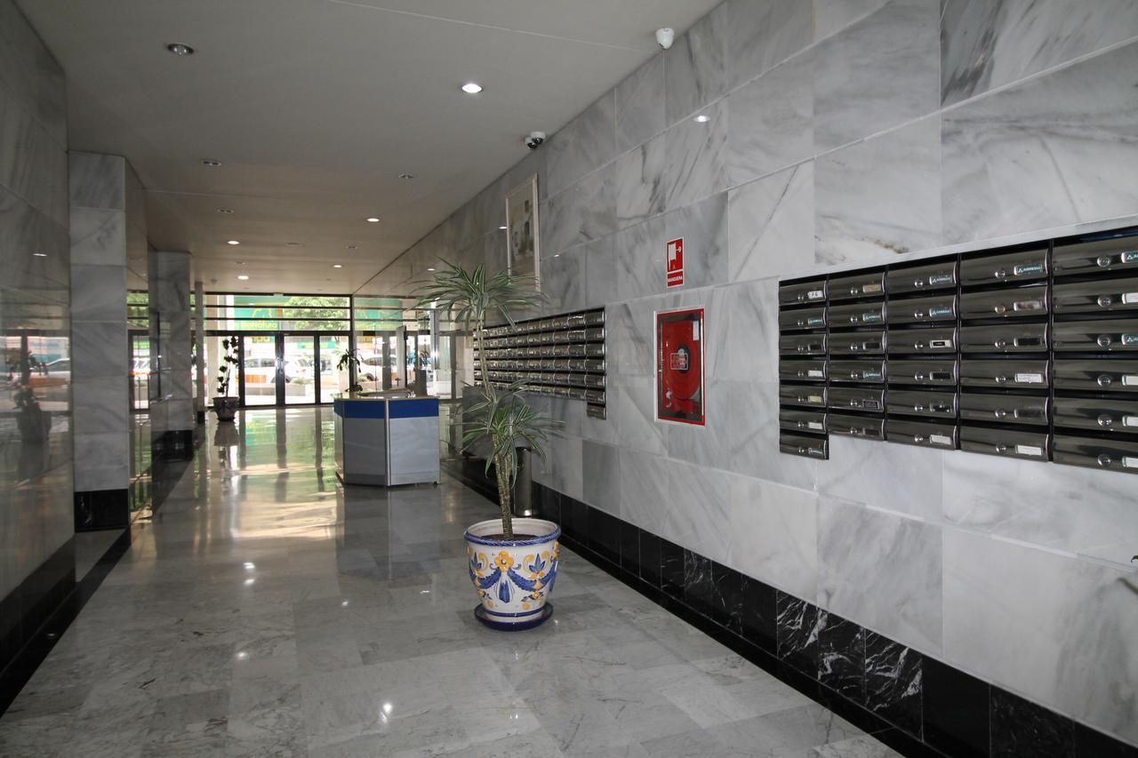 Mtr - Temporary Rent 3bedrooms Old Town Apartemen *
