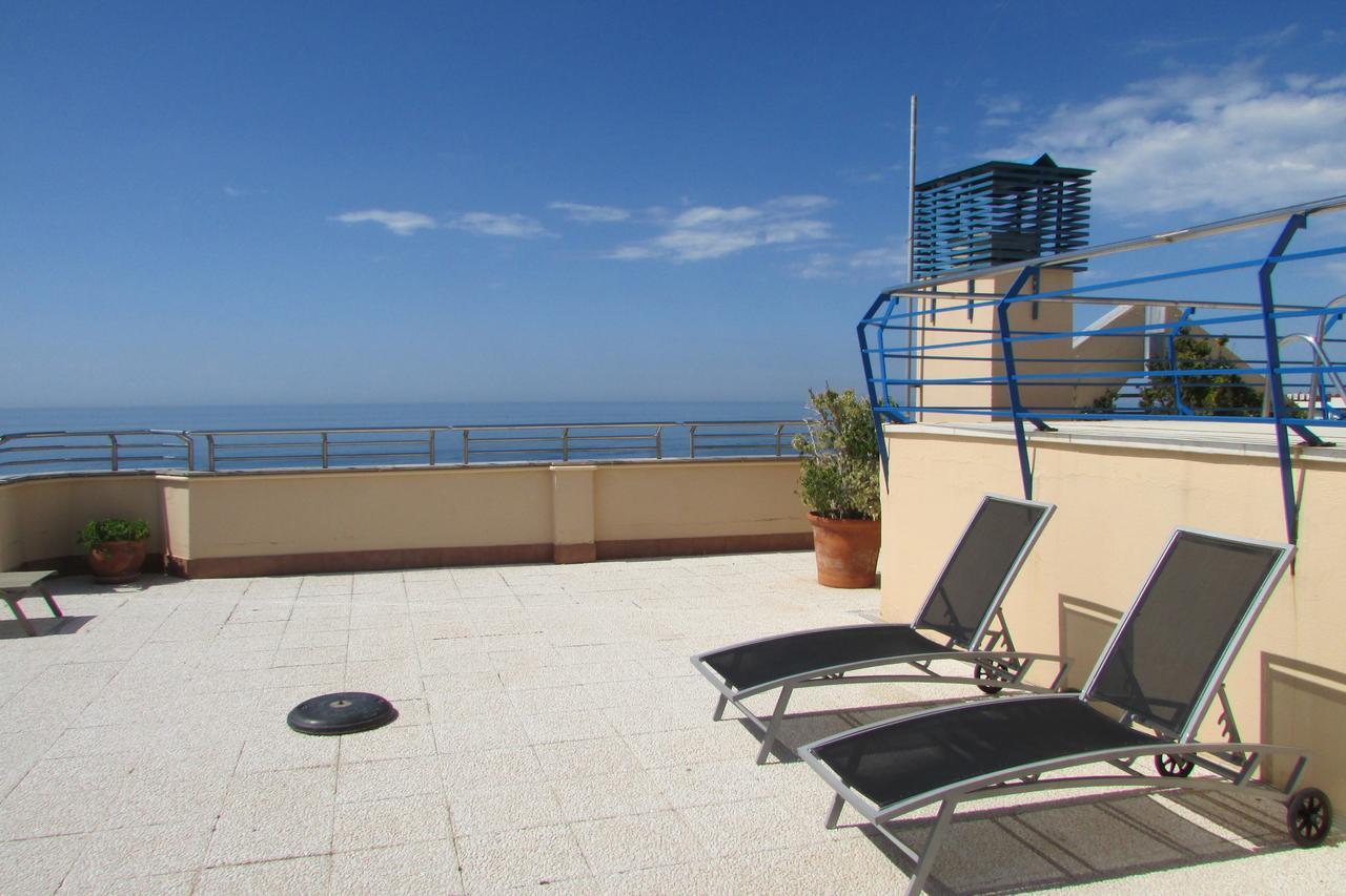 Mtr - Temporary Rent 3bedrooms Old Town Apartemen Marbella
